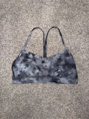lululemon athletica Black & Gray Tie-Dye Sports Bra